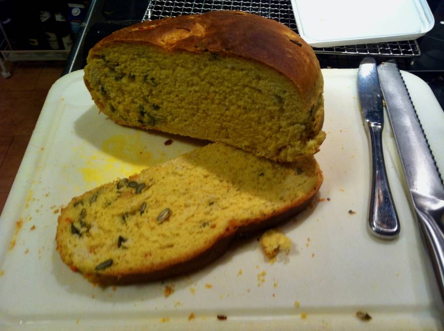 kuerbisbrot.jpg kuerbisbrot.jpg